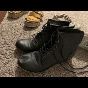 Target low ankle combat boots